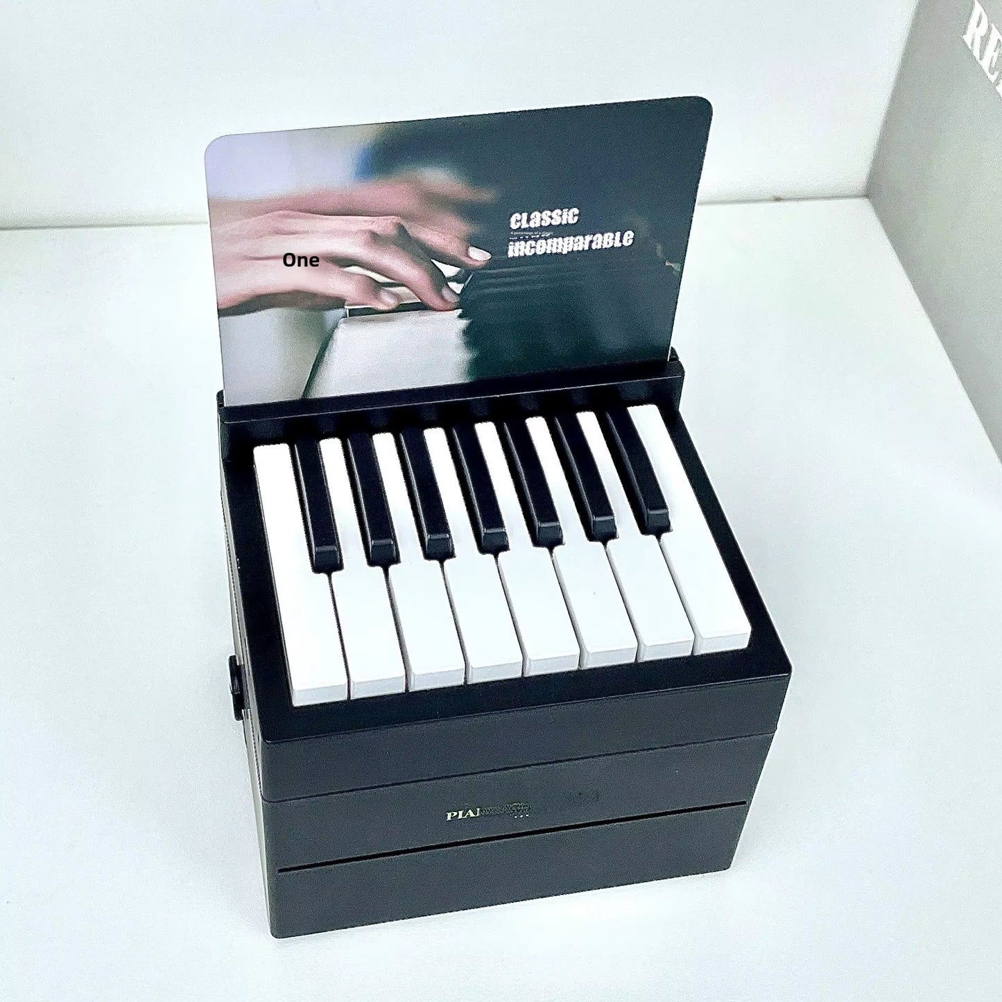 2025 New May Tian Steel Piano Desk Calendar Business Wholesale Factory Goods Cross-Border Tiktok Office Culture Education Suppli